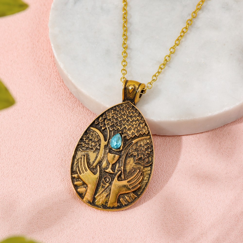 Collana con Ciondolo a Tema Vi - Vintage Gaming Accessories recensione e prezzo